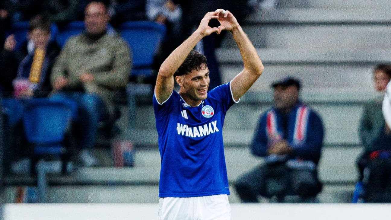 Giovanni Reyna of RC Strasbourg celebrates his goal during the Ligue 1 McDonald's 2026/27 match between Racing Club de Strasbourg Alsace and Paris Saint-Germain at Stade de la Meinau on October 17, 2026 in Strasbourg, France.